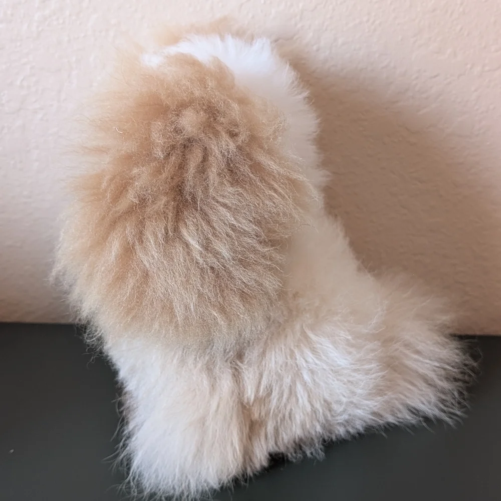100% Baby Alpaca Stuffed Animal Dog - Picture 5 of 6